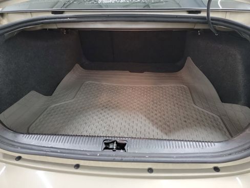 Used 2009 Buick LaCrosse CXL w/ Driver Confidence Package image 25