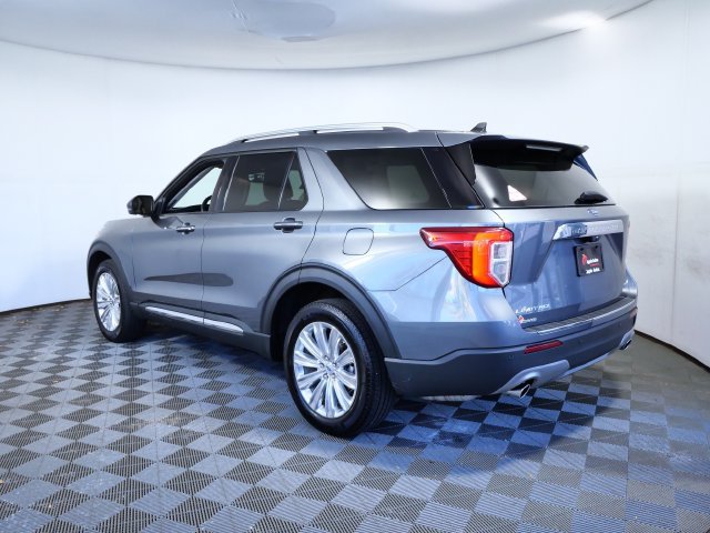 Used 2024 Ford Explorer Limited w/ Equipment Group 301A AWD/4WD image 4