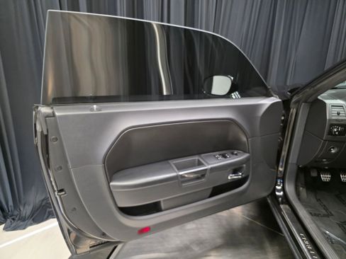 Used 2010 Dodge Challenger R/T RWD image 24