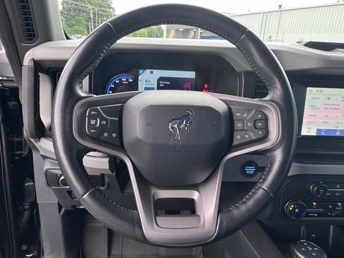 Used 2023 Ford Bronco Badlands AWD/4WD image 9