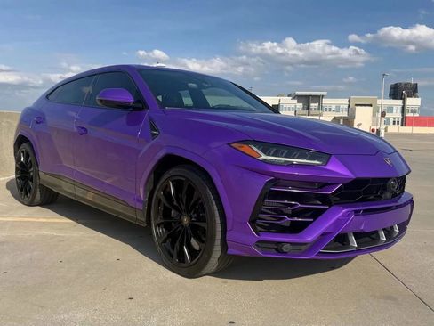 Used 2021 Lamborghini Urus AWD/4WD image 8