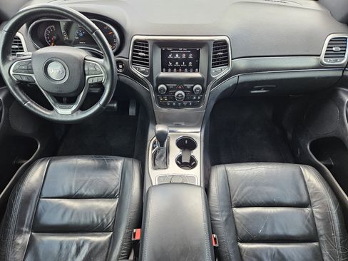 Used 2018 Jeep Grand Cherokee Limited image 27