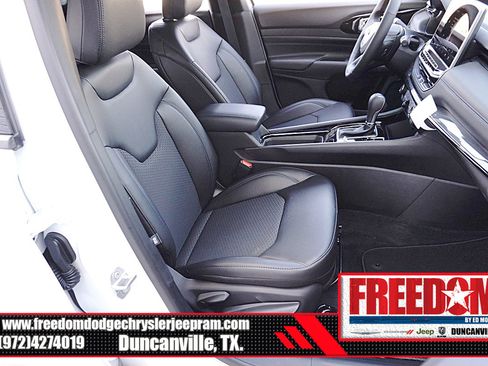 New 2026 Jeep Compass Latitude AWD/4WD image 15