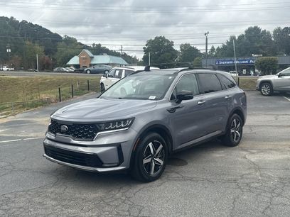 Used 2021 Kia Sorento S w/ Panoramic Sunroof Package