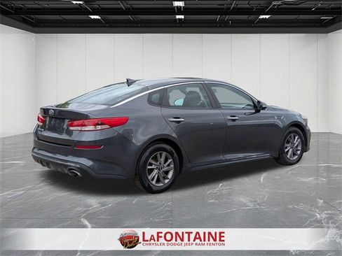 Used 2020 Kia Optima LX image 5