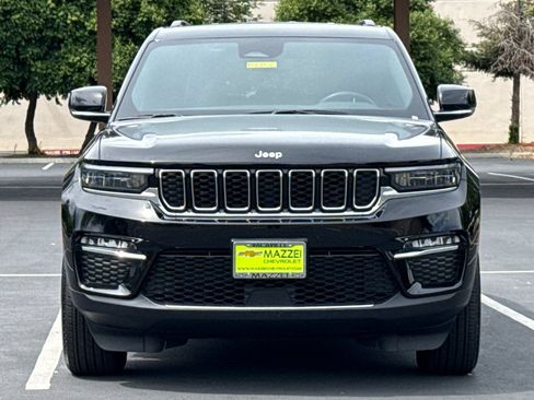 Used 2024 Jeep Grand Cherokee Limited AWD/4WD image 7