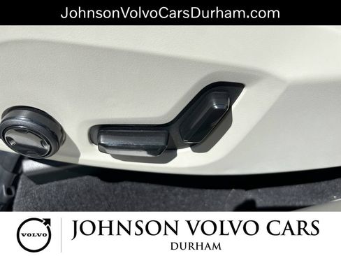 Used 2023 Volvo XC60 B5 Ultimate w/ Protection Package Premier AWD/4WD image 14