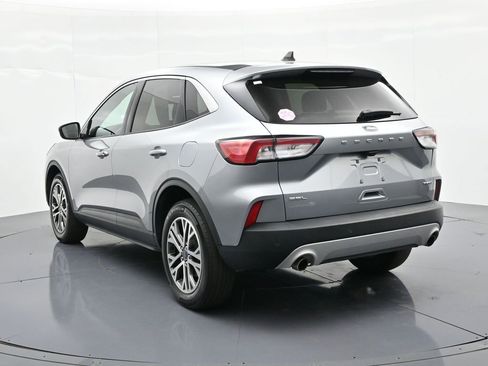 Used 2022 Ford Escape SEL w/ Technology Package AWD/4WD image 8
