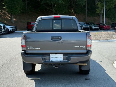 Used 2013 Toyota Tacoma PreRunner w/ TRD Sport Pkg RWD image 3