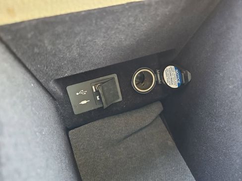 Used 2014 Lexus ES 350 w/ Luxury Package FWD image 31