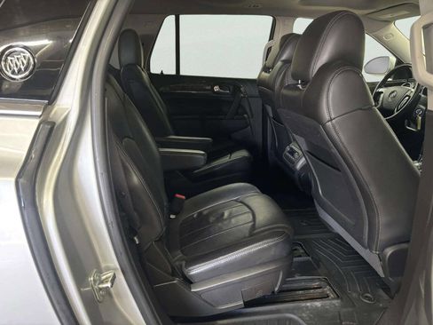 Used 2014 Buick Enclave Premium image 25