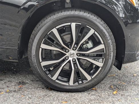 Used 2023 Volvo XC60 B5 Plus w/ Protection Package image 12