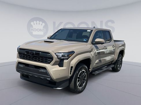 Used 2026 Toyota Tacoma TRD Sport w/ TRD Sport Premium Package AWD/4WD image 5