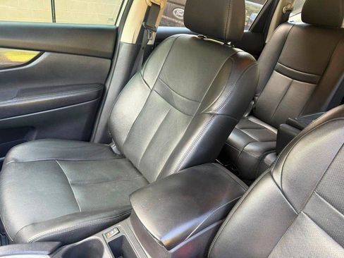Used 2016 Nissan Rogue SL FWD image 17