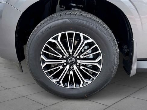 New 2026 Nissan Armada Platinum image 9