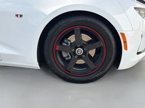 Used 2022 Chevrolet Camaro LT RWD image 28