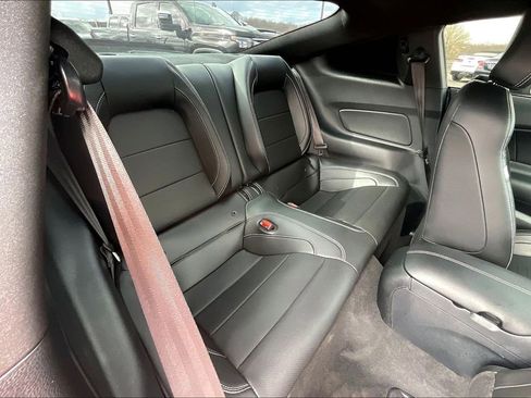 Used 2022 Ford Mustang Shelby GT500 w/ Technology Package image 27