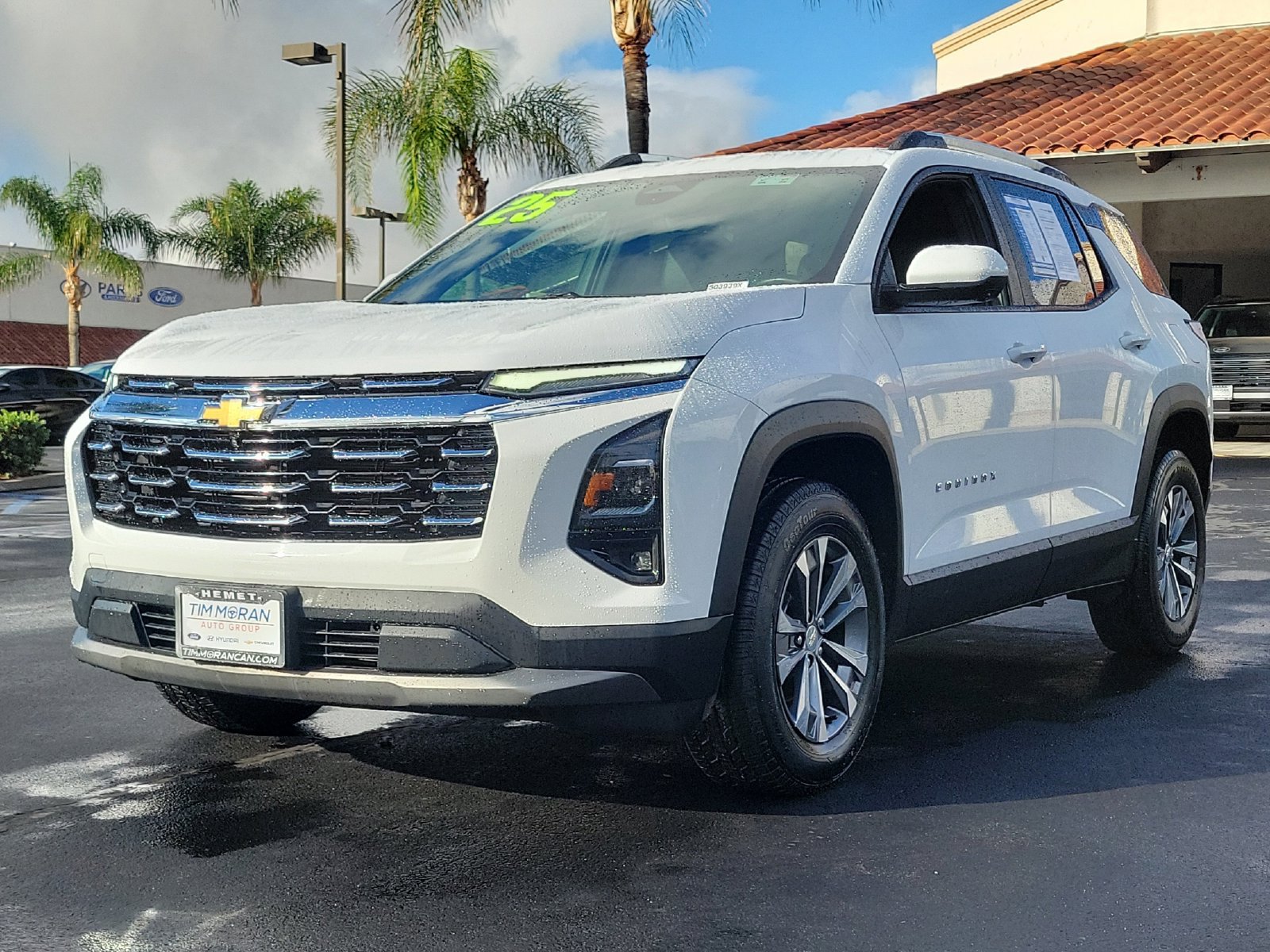 Used 2025 Chevrolet Equinox LT w/ Convenience Package II FWD image 5