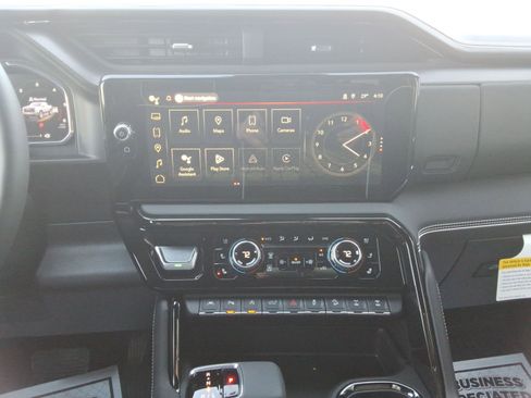 New 2026 GMC Sierra 1500 AT4X w/ AT4X AEV Edition image 13