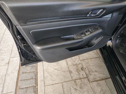 Certified 2024 Nissan Altima 2.5 S FWD image 27