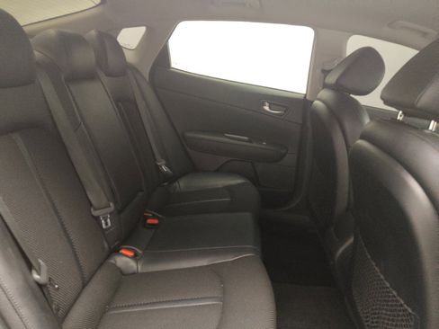 Used 2019 Kia Optima S image 19