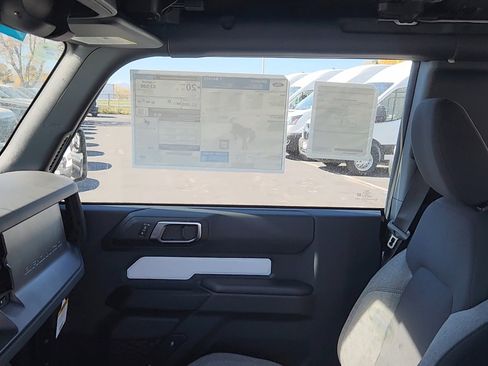 New 2025 Ford Bronco Base image 14