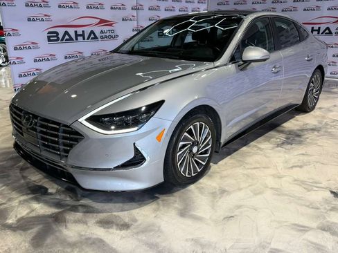 Used 2023 Hyundai Sonata Limited w/ Cargo Package image 2