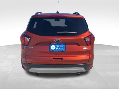 Used 2019 Ford Escape SEL image 6