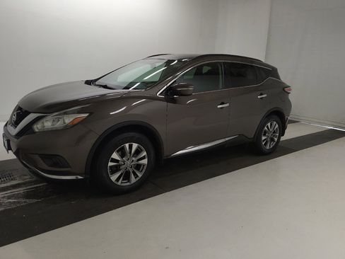 Used 2015 Nissan Murano SV AWD/4WD image 2