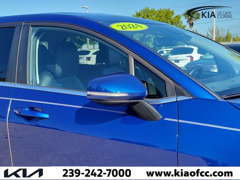 Certified 2024 Kia Sportage EX FWD image 8