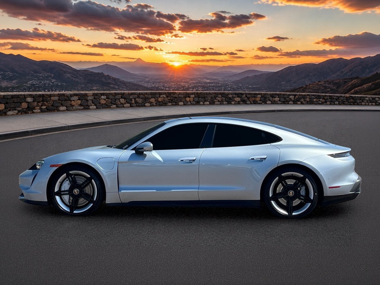 Used 2020 Porsche Taycan AWD/4WD image 3