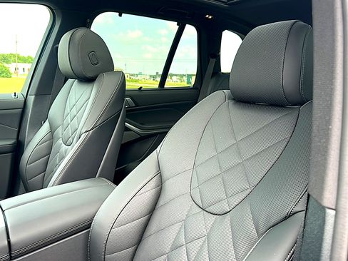 New 2026 BMW X5 sDrive40i w/ M Sport Package RWD image 11