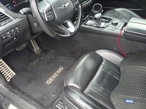 Used 2018 Genesis G80 3.3T Sport image 12