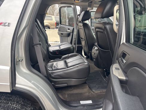 Used 2010 Chevrolet Tahoe LT w/ Luxury Package image 27