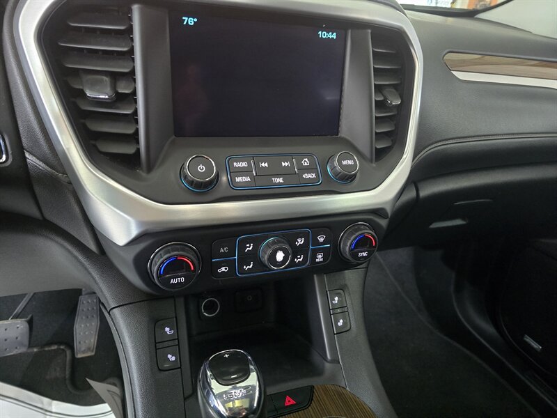 Used 2018 GMC Acadia SLE w/ Driver Alert Package I AWD/4WD image 25