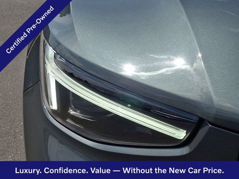 Certified 2026 Volvo XC40 B5 Plus AWD/4WD image 10