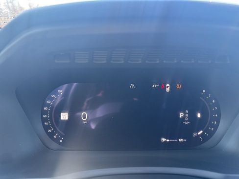 Used 2025 Volvo XC90 B5 Plus w/ Protection Package Premier AWD/4WD image 15
