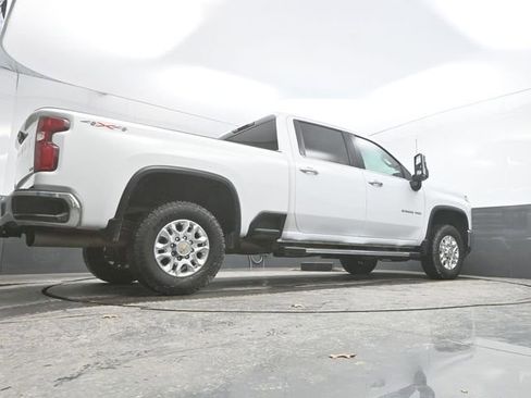 Used 2024 Chevrolet Silverado 2500 LTZ image 32