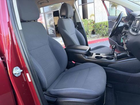 Used 2016 Kia Sorento FWD w/ LX Convenience Package image 28