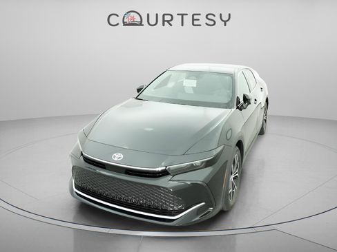 New 2026 Toyota Crown XLE image 32