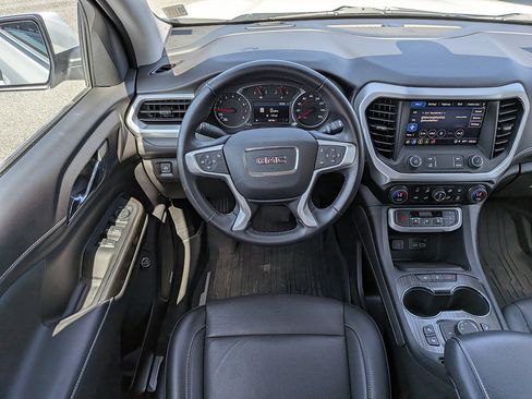 Certified 2023 GMC Acadia SLT w/ LPO, Floor Liner Package FWD image 15