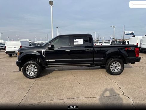 Used 2021 Ford F250 Limited image 2