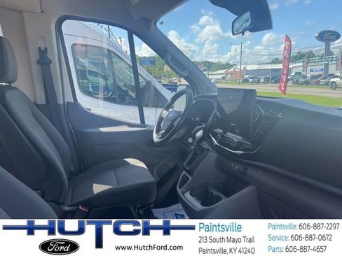 Used 2024 Ford Transit 350 XLT RWD image 12