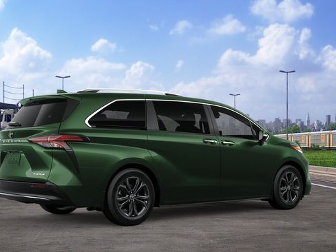 New 2026 Toyota Sienna Platinum AWD/4WD image 9