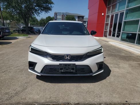 Used 2023 Honda Civic Sport image 16