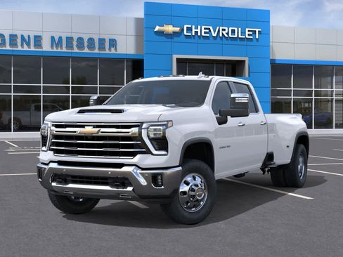New 2026 Chevrolet Silverado 3500 LTZ w/ LTZ Convenience Package AWD/4WD image 6