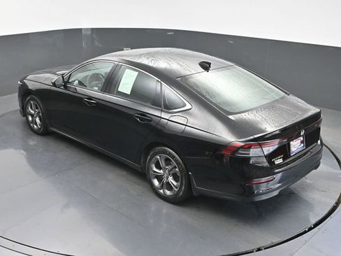 Used 2024 Honda Accord EX image 30