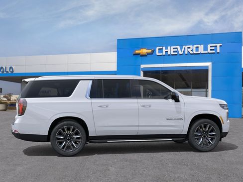 New 2026 Chevrolet Suburban LS RWD image 5