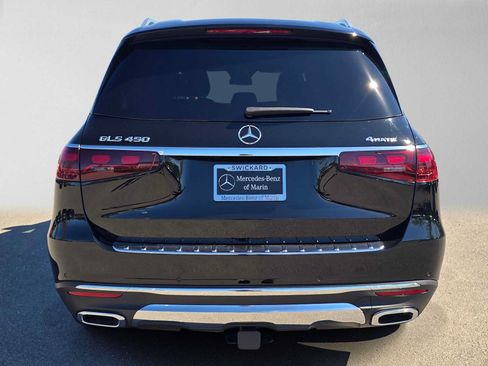 Used 2026 Mercedes-Benz GLS 450 4MATIC image 7