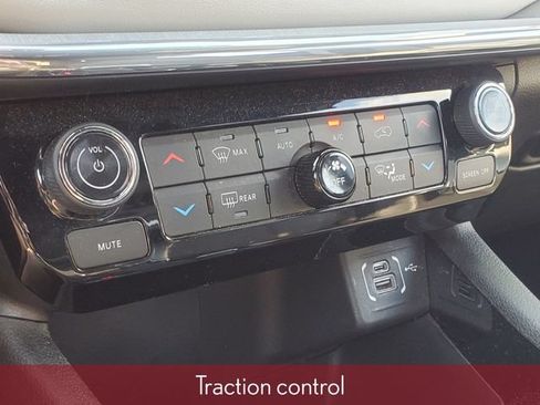 Used 2023 Jeep Compass Limited AWD/4WD image 21